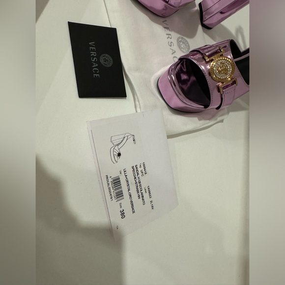 Versace  sandal h.120 ecolaminato lilac metallic - Picture 8 of 10